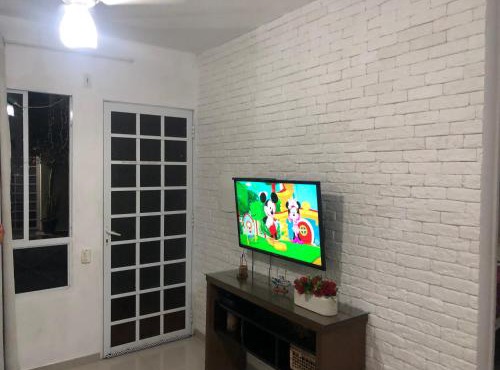 Casa Exclusiva em Condomínio a 400 Metros da Praia em Manguinhos, Área Gourmet, Vigilância 24hs, Wi-Fi