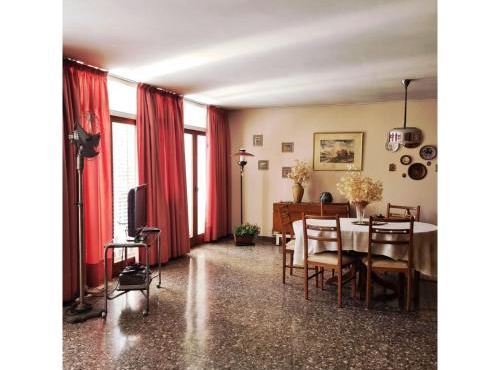 Casa familiar céntrica