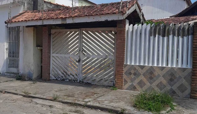 Casa Grande, com Piscina Perto da Praia