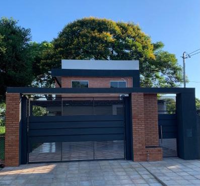 Casa moderna cerca de la playa