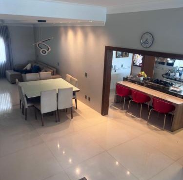 Casa para moto Gp