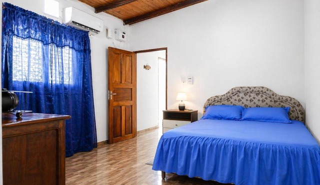 Casa Privada e Independiente con amplio Jardín