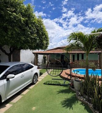 Casa Refugio Exclusivo com Piscina e Area de Churrasco