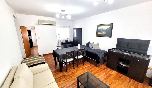 Centrico y muy Completo Departamento