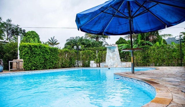 Chacara com piscina, churrasq e WiFi em Peruibe SP