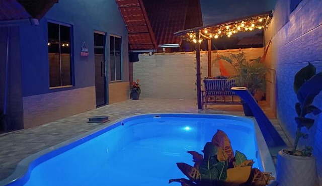 Chalé Montanhez com ar e piscina