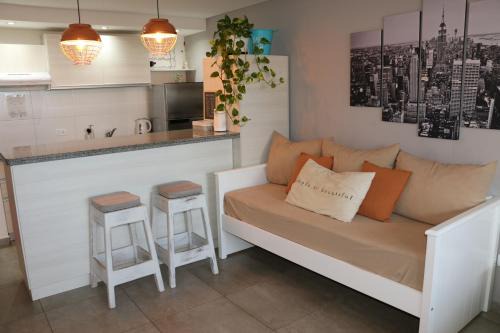 Chula Vista BULNES - Modernos Estudio con vista al mar y cochera en Punta Mogotes