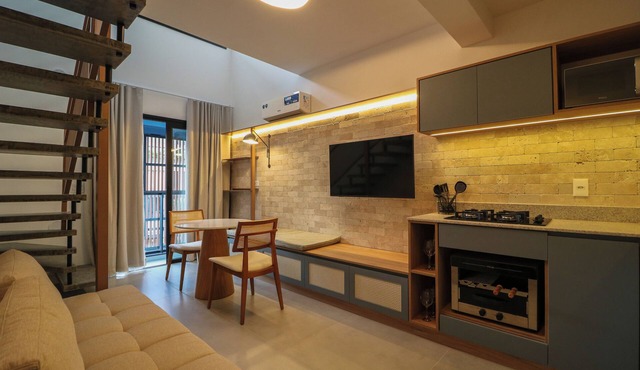 Complete Loft - New Campeche. Swimming pool, gym, laundry facilities, and close to the beach. in Florianópolis