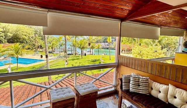 Condomínio à Beira-Mar, Praia Privada e Piscina