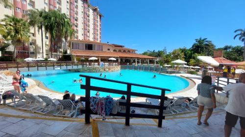 Condomínio HotSprings Hotel - Apartamento 1003