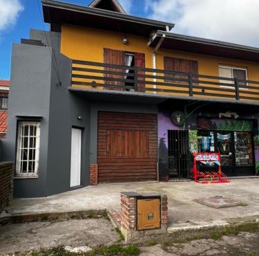 Costa Edison