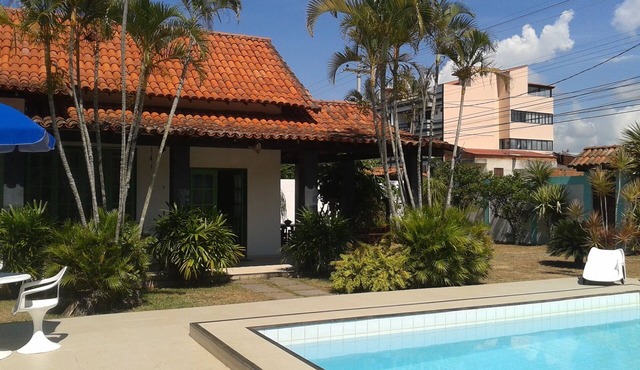 Cozy house in Itaúna, with swimming pool, barbecue, large garden and garage. in saquarema