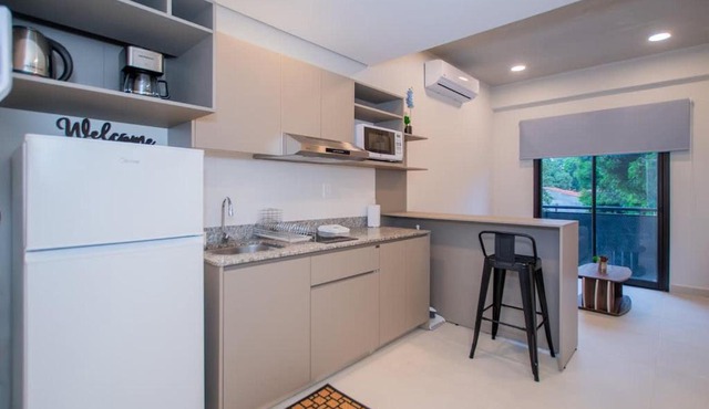 Cozy One-Bedroom Apartment with Sofa Pool and Cowork