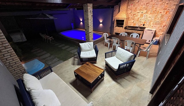 Cozy retreat near Praia das Fontes and the cliffs of Morro Branco.