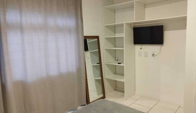 Cozy studio close to the airport and beaches. in Carianos Florianópolis