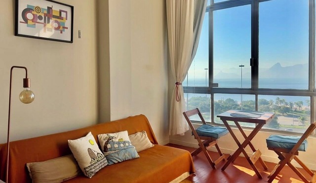 Cozy studio with a view of Flamengo beach. in Rio de Janeiro