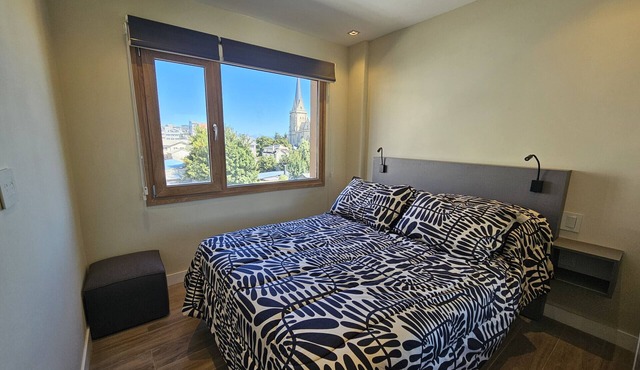 Cuatro Soles Bariloche in the main town + parking