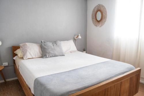 Dúplex minimalista cerca Hilton Mendoza y Bodega Los Toneles Helen Aloja