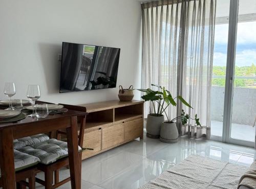 Departamento a estrenar tipo Resort en Complejo Altamira Surubi i 10 minutos del Aeropuerto Silvio Pettirosi