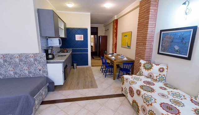 Direita S.Antonio-Comfort Street Quarto e sala para 5 pessoas, vista c.historico.
