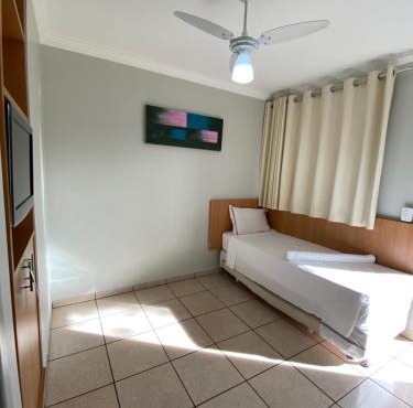 diRoma Resort com piscina 24h, incluso um dia nos dois parques diRoma Acqua park e splash in Caldas Novas