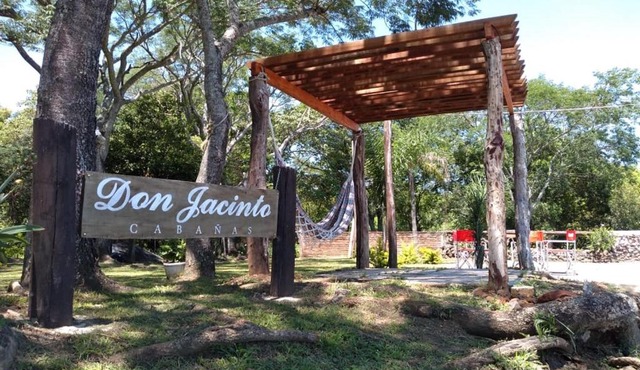 Don Jacinto cabañas