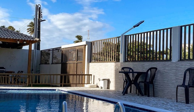 Duplex apartments, 02 en-suite bedrooms, sea view, 30 m from the beach on the border with Maragogi