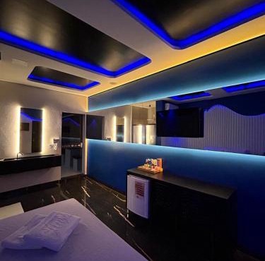 Ellus Motel