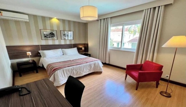 Enjoy Comfort and History in a Spacious Room Steps to São Pedro Cathedral
