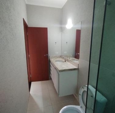 Excelente custo beneficio - casa 3 quartos com ar