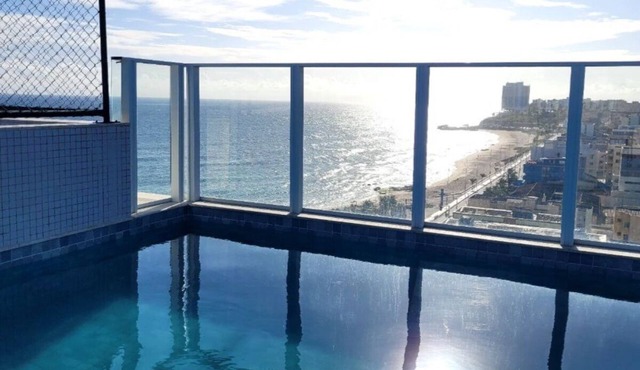 Exclusive and comfortable. Deluxe, ocean view, for executives and discerning guests. SM