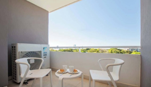 Executive Retreat w/Balcony, Sauna & Pool