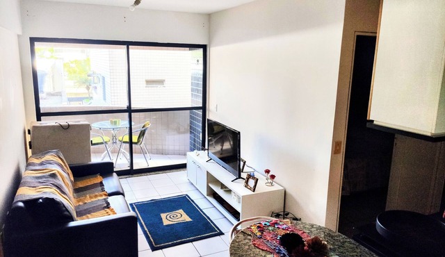Fully furnished apartment 2 blocks from Ponta Verde beach.