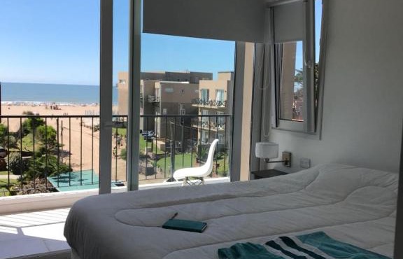Gaviotas Beach Home