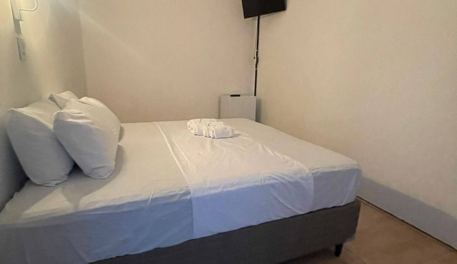 Grand' Hostel