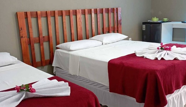 Hostel Pousada Flor de Paris