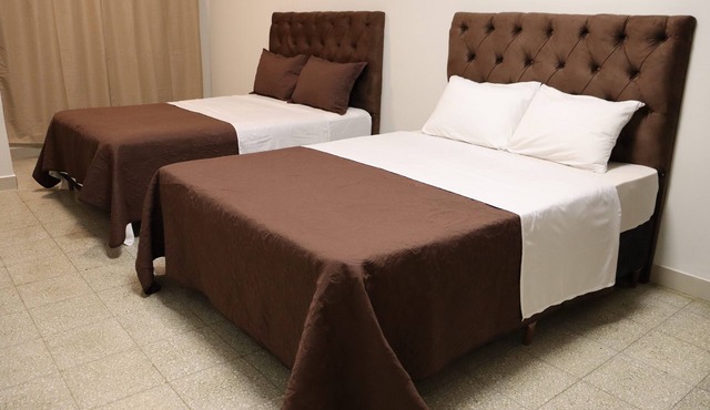 Hotel Alojamiento Renty Herrera
