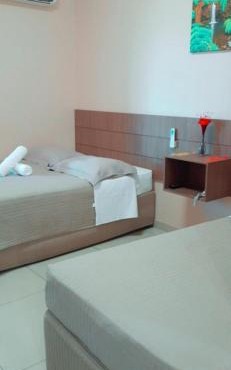 Hotel Caroline