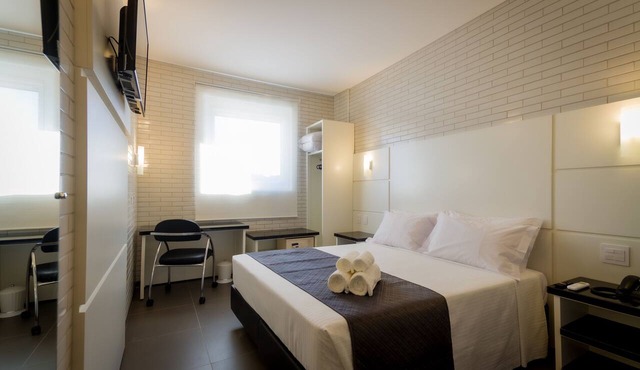 Hotel Confiance Barigui