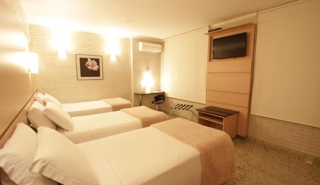 Hotel Confiance Centro Cívico