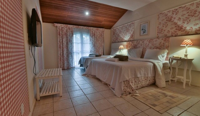 Hotel de Cavaru