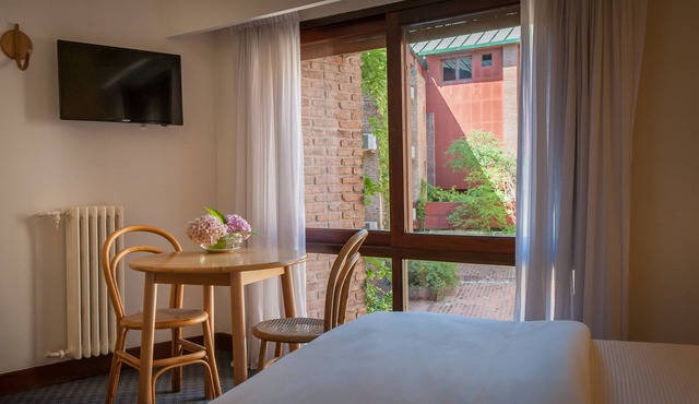 Hotel Del Bosque
