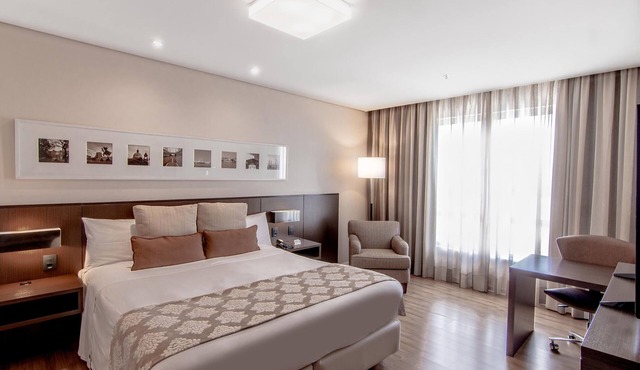 Hotel Deville Prime Porto Alegre