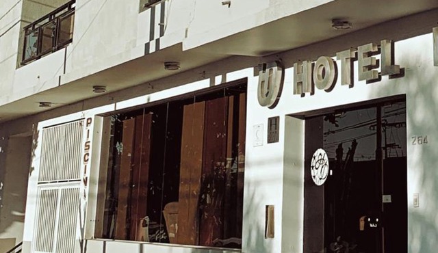 Hotel Dora