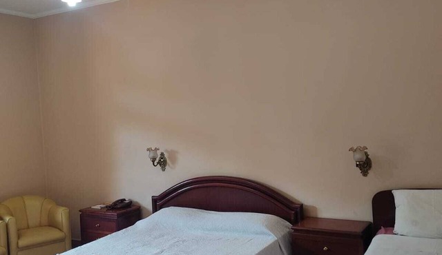 HOTEL FLORESTA