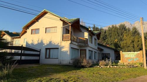 Hotel Hielo Azul 1