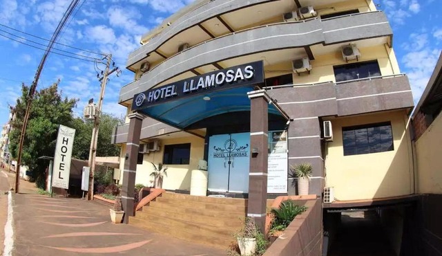 Hotel LLamosas