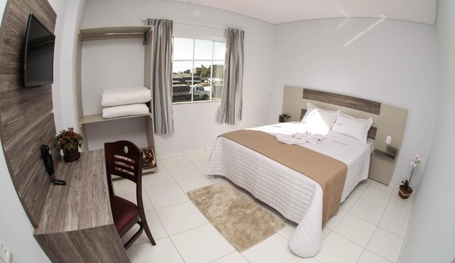 Hotel Lorenzetti BR