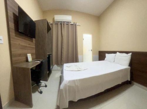 Hotel Pinheiro