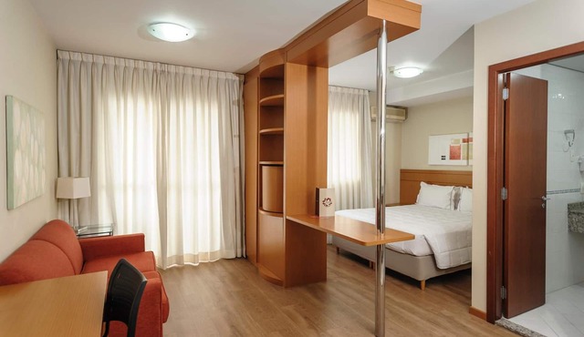 Hotel The Premium